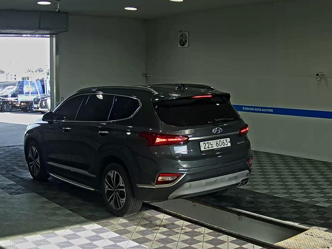 HYUNDAI SANTA FE (TM) R2.2 4WD PRESTIGE 2019 - zdjęcie 6