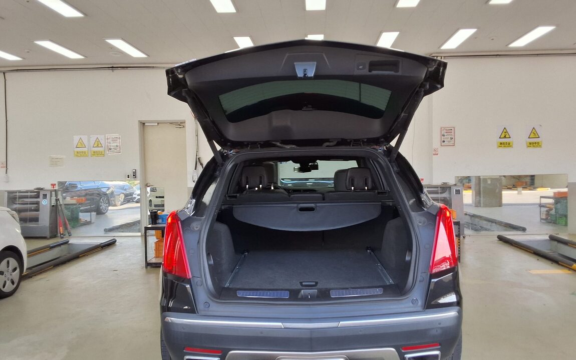 CADILLAC XT5 3.6 PLATINUM 2019 - zdjęcie 15