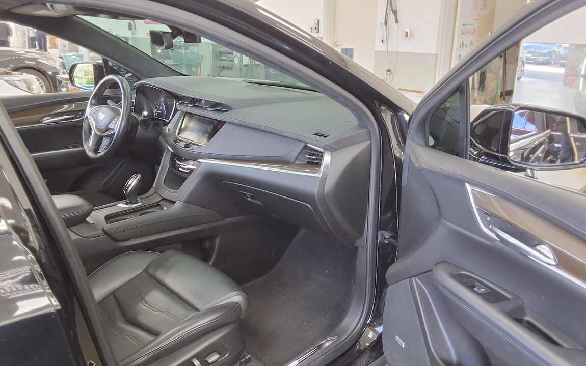 CADILLAC XT5 3.6 PLATINUM 2019 - zdjęcie 14