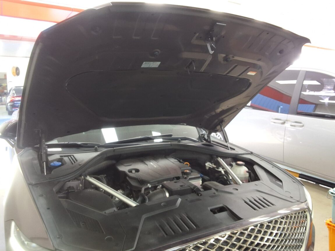 GENESIS GV70 2.5T AWD BASE MODEL 2021 - zdjęcie 18