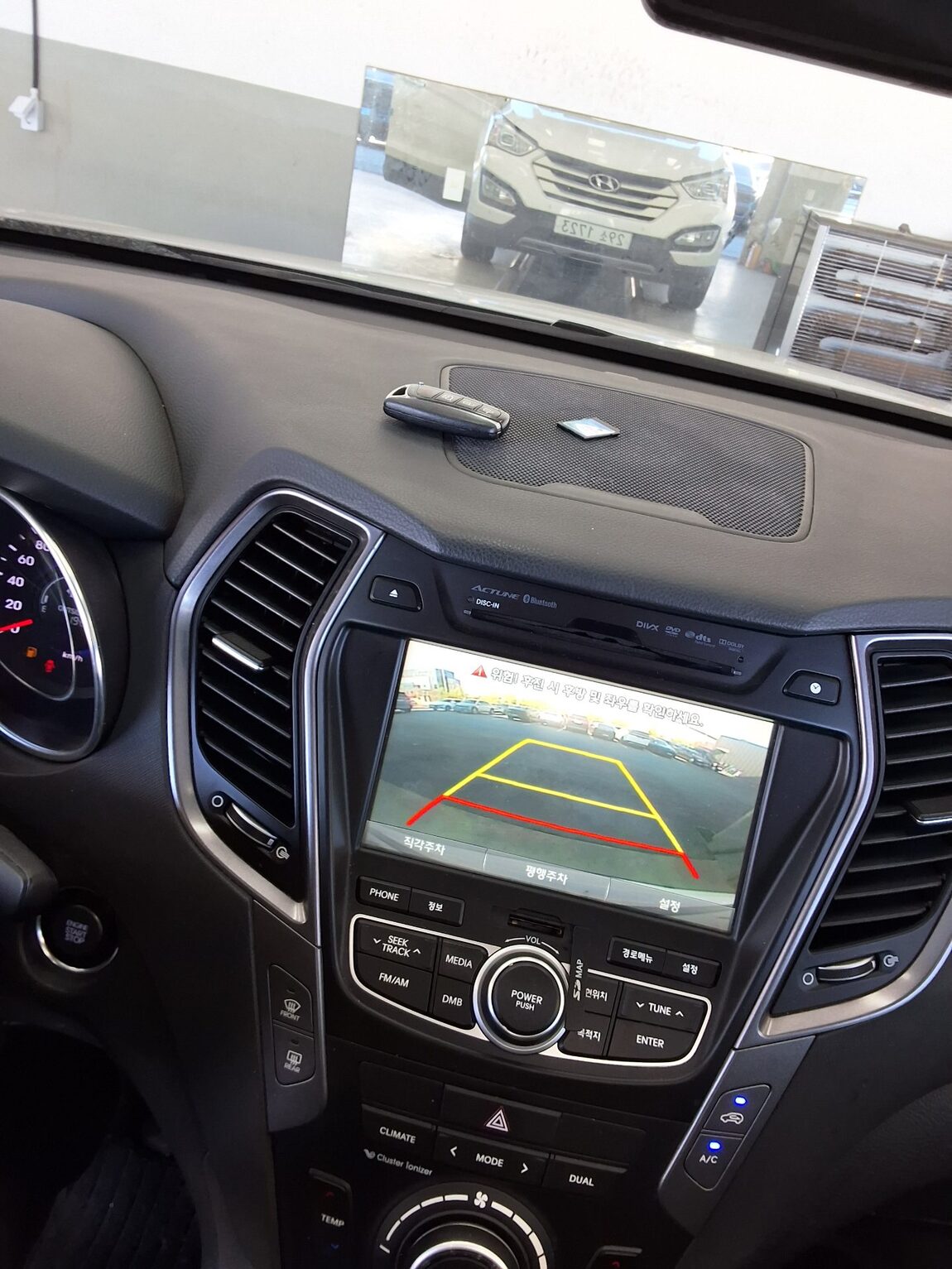 HYUNDAI SANTA FE (DM) DIESEL R2.0 2WD EXCLUSIVE SPECIAL 2015 - zdjęcie 17