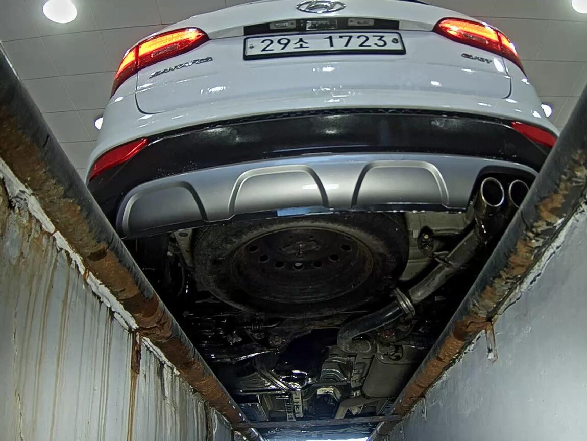 HYUNDAI SANTA FE (DM) DIESEL R2.0 2WD EXCLUSIVE SPECIAL 2015 - zdjęcie 8