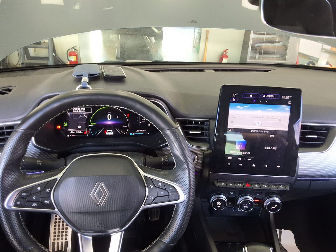 RENAULT (SAMSUNG) ARKANA HYBRID 1.6 GTe E-TECH DESIGN PACKAGE 2025 - zdjęcie 17