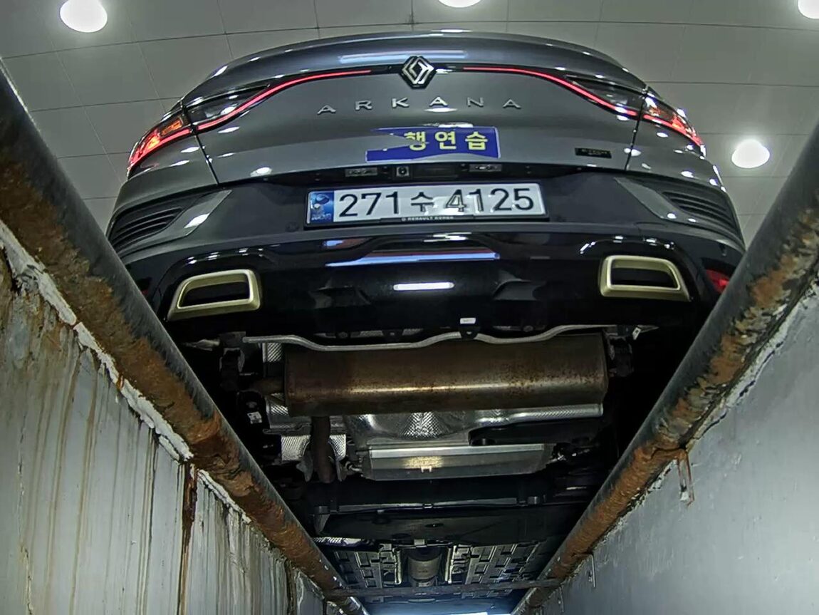 RENAULT (SAMSUNG) ARKANA HYBRID 1.6 GTe E-TECH DESIGN PACKAGE 2025 - zdjęcie 8