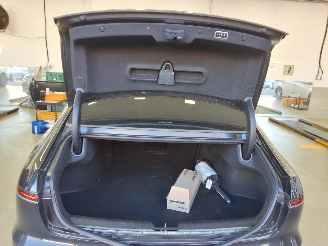 HYUNDAI THE ALL NEW GRANDEUR GASOLINE 2.5 EXCLUSIVE 2023 - zdjęcie 15