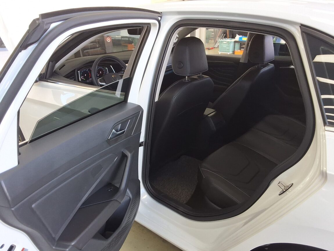 VOLKSWAGEN JETTA (7TH GEN) 1.5 TSI PRESTIGE 2023 - zdjęcie 12
