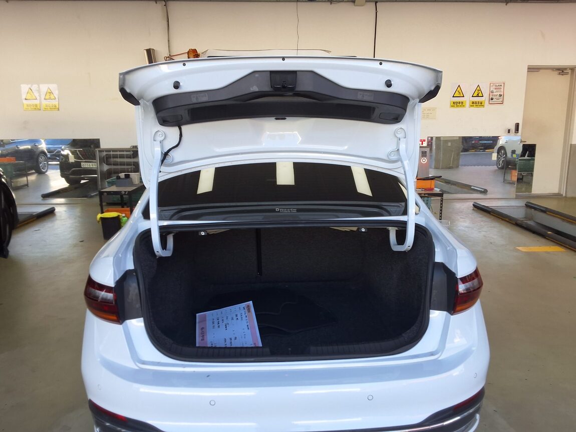 VOLKSWAGEN JETTA (7TH GEN) 1.5 TSI PRESTIGE 2023 - zdjęcie 15