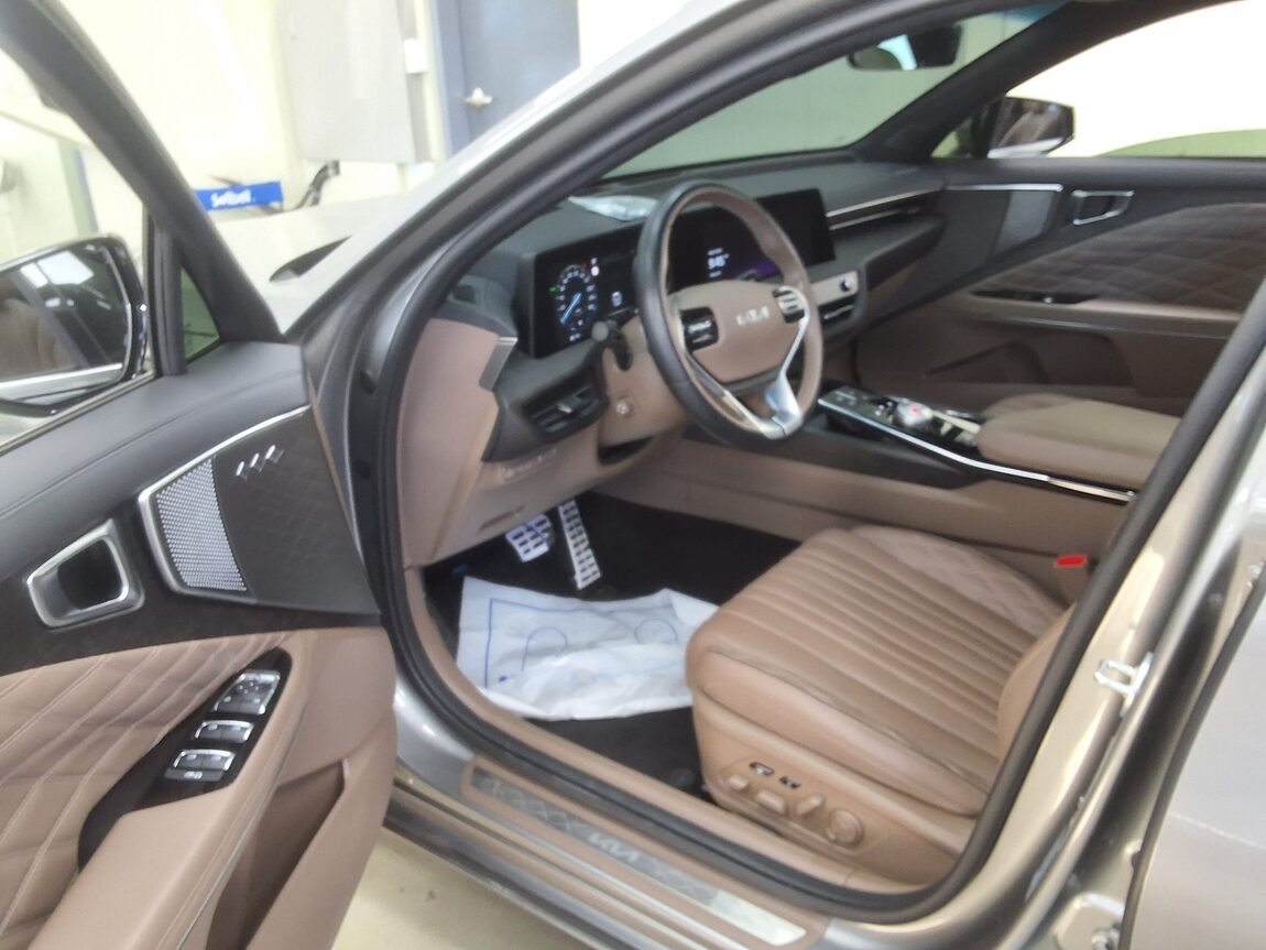 KIA K8 HYBRID HEV SIGNATURE SPECIAL 2023 - zdjęcie 11