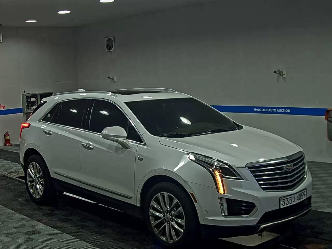 CADILLAC XT5 3.6 PLATINUM 2019 - zdjęcie 3