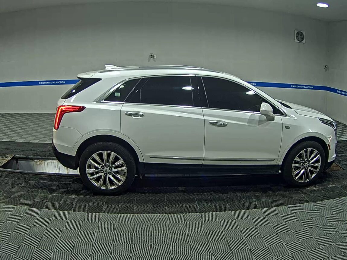CADILLAC XT5 3.6 PLATINUM 2019 - zdjęcie 4