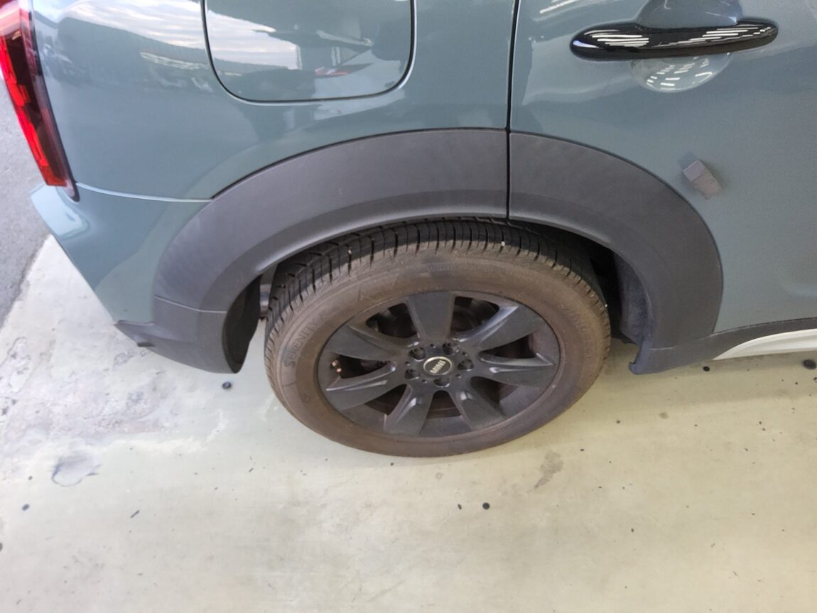 MINI COUNTRYMAN (2ND GEN) 1.5 CLASSIC 2022 - zdjęcie 23