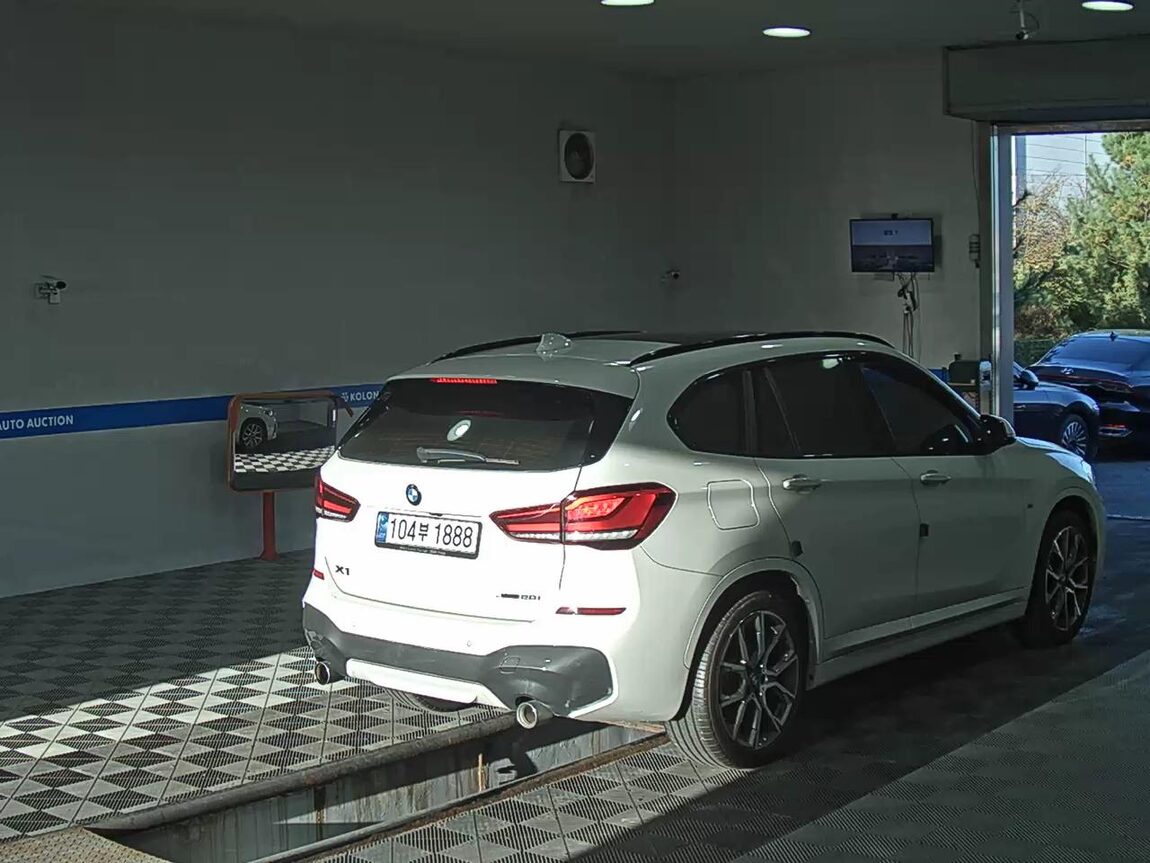 BMW X1 (2ND GEN) 20i xDRIVE M SPORT PACK 2022 - zdjęcie 5