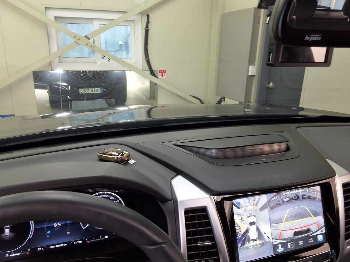 KG MOBILITY (SSANGYONG) ALL NEW REXTON 2.2 4WD THE BLACK 2023 - zdjęcie 25