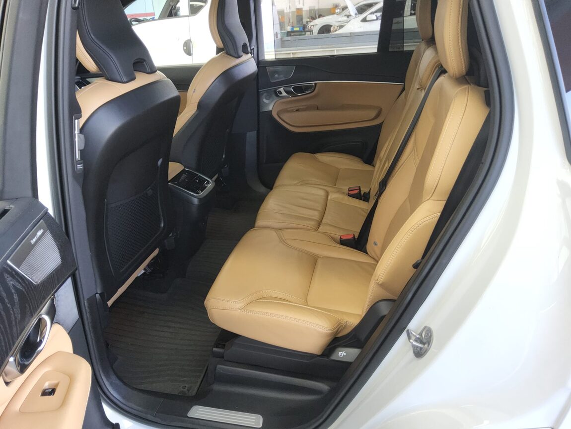 VOLVO XC90 (2ND GEN) B6 AWD ULTRA BRIGHT 2025 - zdjęcie 12