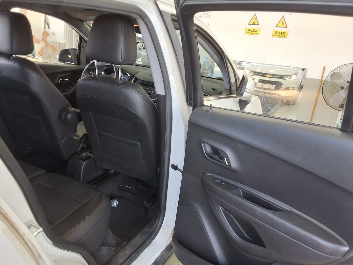 CHEVROLET (DAEWOO) THE NEW TRAX 1.6 DIESEL LT CORE 2020 - zdjęcie 13