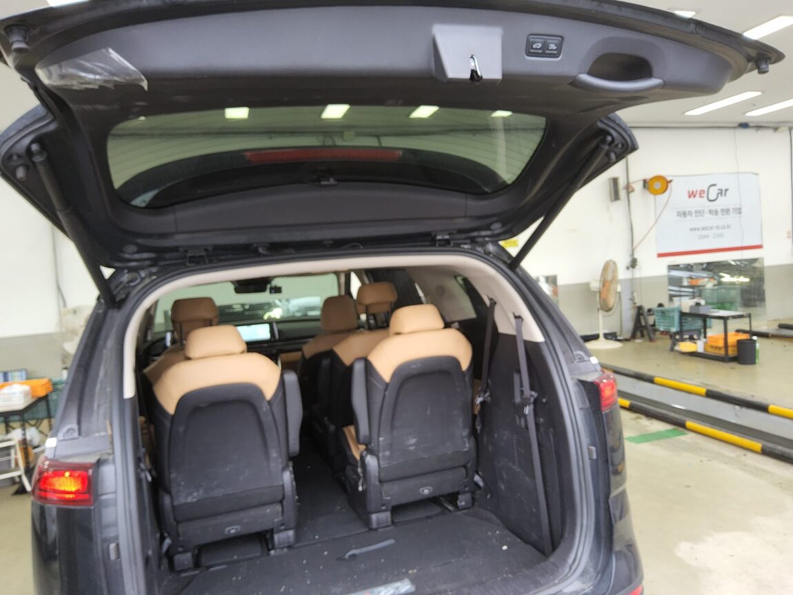 KIA NEW CARNIVAL (KA4) 9-SEATER DIESEL NOBLESSE 2023 - zdjęcie 15