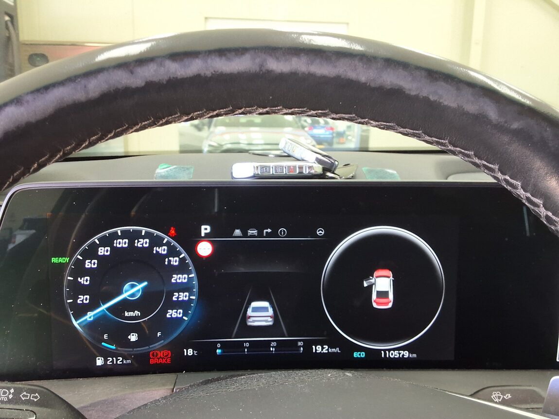 KIA K8 HYBRID HEV SIGNATURE 2022 - zdjęcie 10