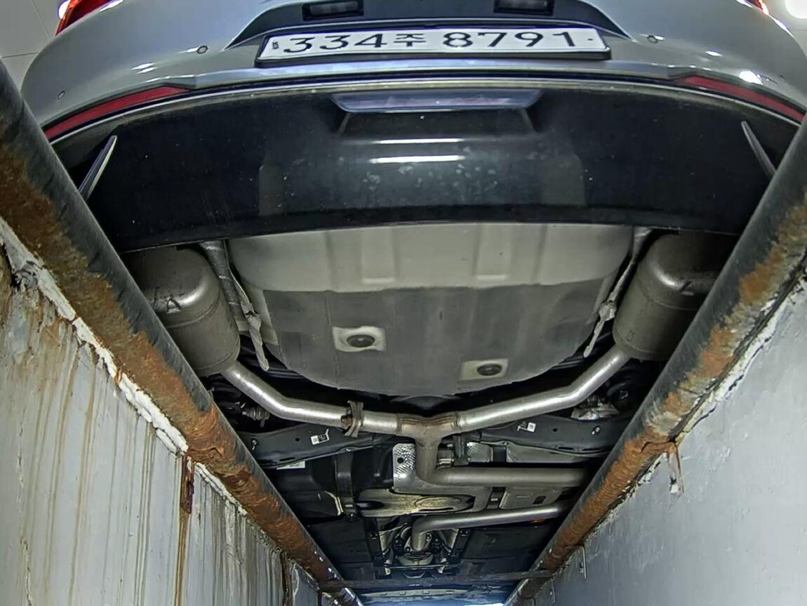 KIA K8 HYBRID HEV SIGNATURE 2022 - zdjęcie 8