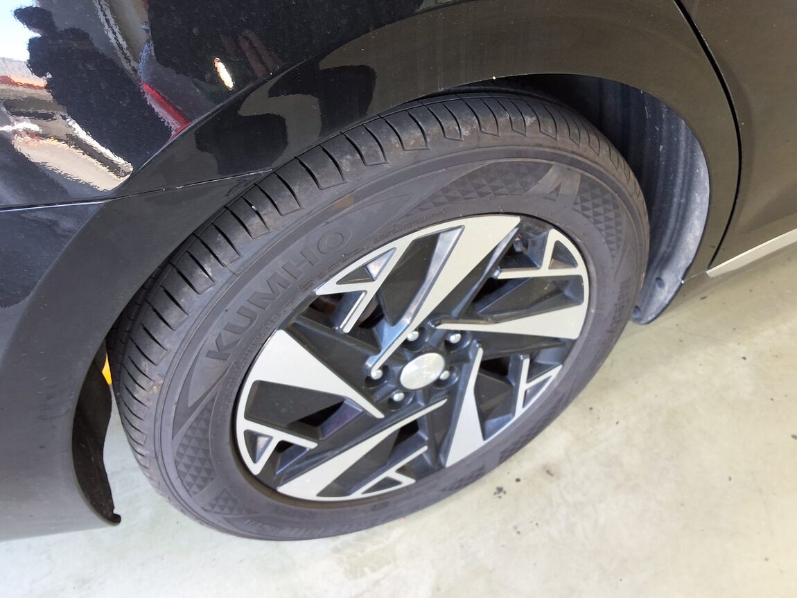 HYUNDAI THE NEW GRANDEUR IG HYBRID 2.4 HEV LE BLANC 2023 - zdjęcie 35