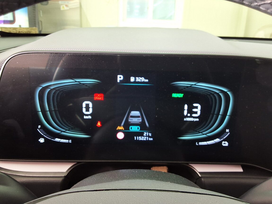 KIA THE ALL NEW NIRO 1.6 HEV PRESTIGE 2024 - zdjęcie 11