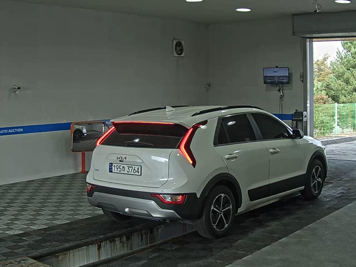 KIA THE ALL NEW NIRO 1.6 HEV PRESTIGE 2024 - zdjęcie 5