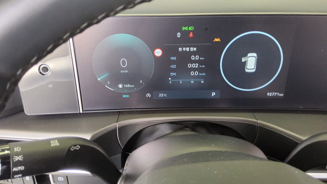 HYUNDAI THE ALL NEW SANTA FE GASOLINE 2.5 2WD PRESTIGE 2024 - zdjęcie 9