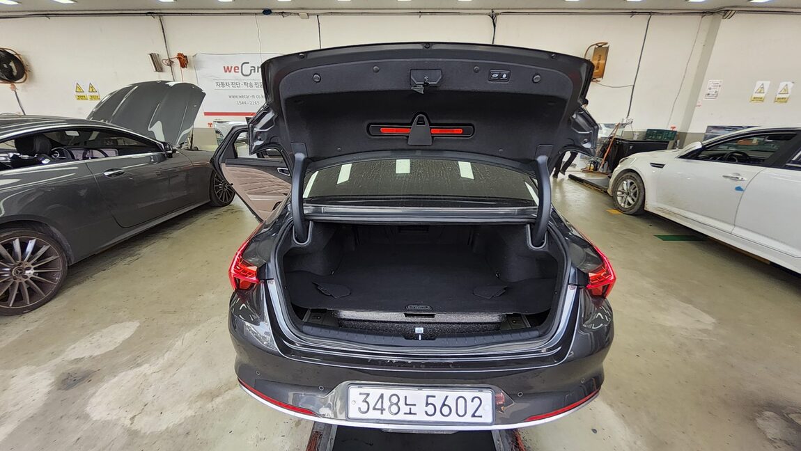 KIA K8 HYBRID HEV SIGNATURE 2024 - zdjęcie 15