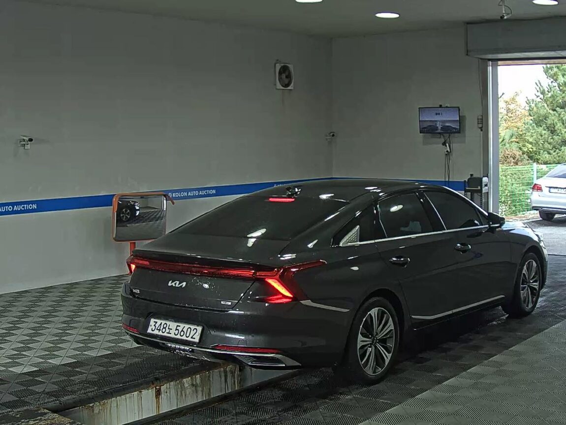 KIA K8 HYBRID HEV SIGNATURE 2024 - zdjęcie 5