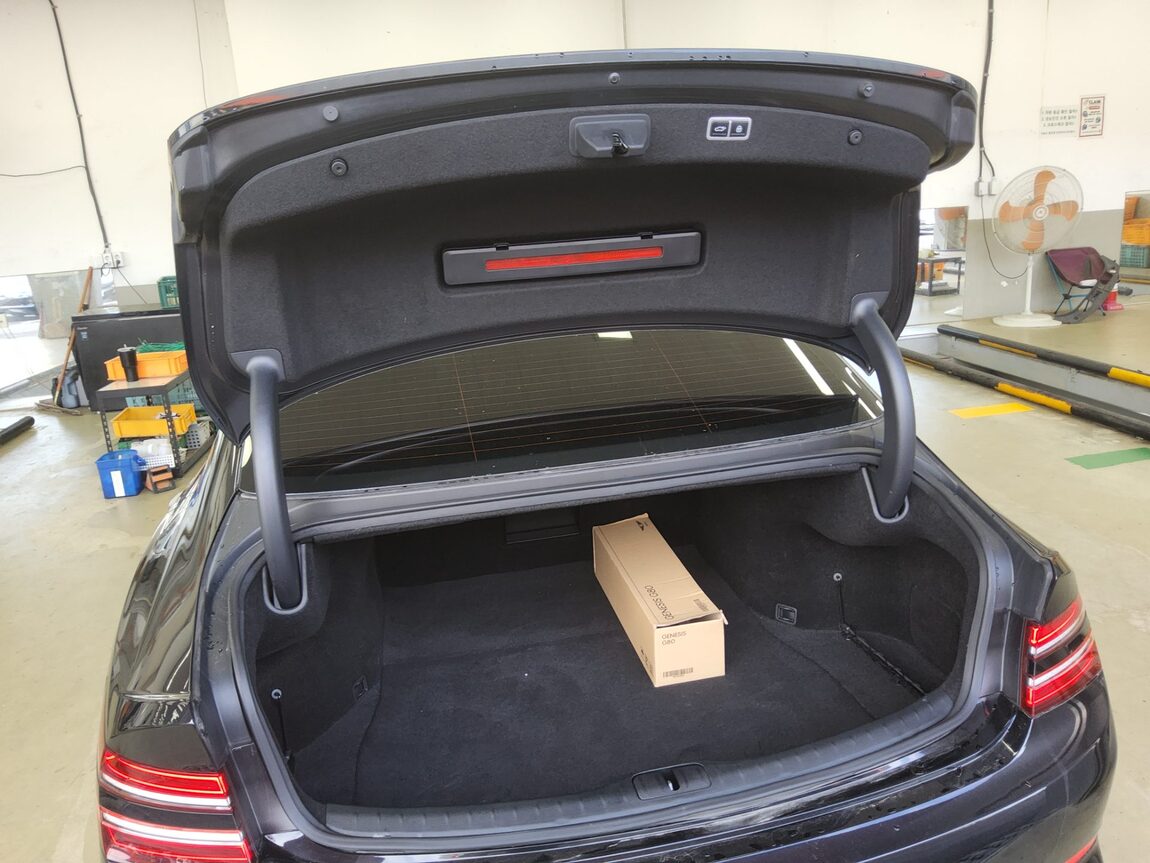 GENESIS THE ALL NEW G80 GASOLINE 3.5 2WD BASE MODEL 2021 - zdjęcie 15