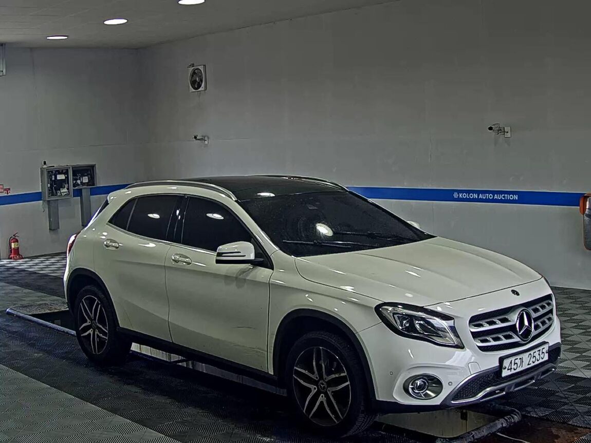 MERCEDES-BENZ GLA-CLASS GLA 220 PREMIUM 2019 - zdjęcie 3