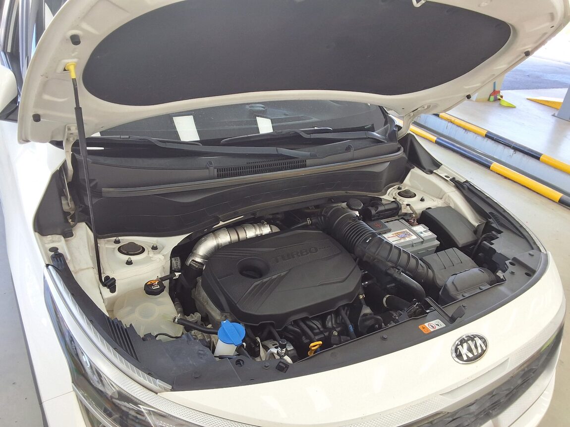 KIA SELTOS 1.6 GASOLINE 2WD PRESTIGE 2020 - zdjęcie 18