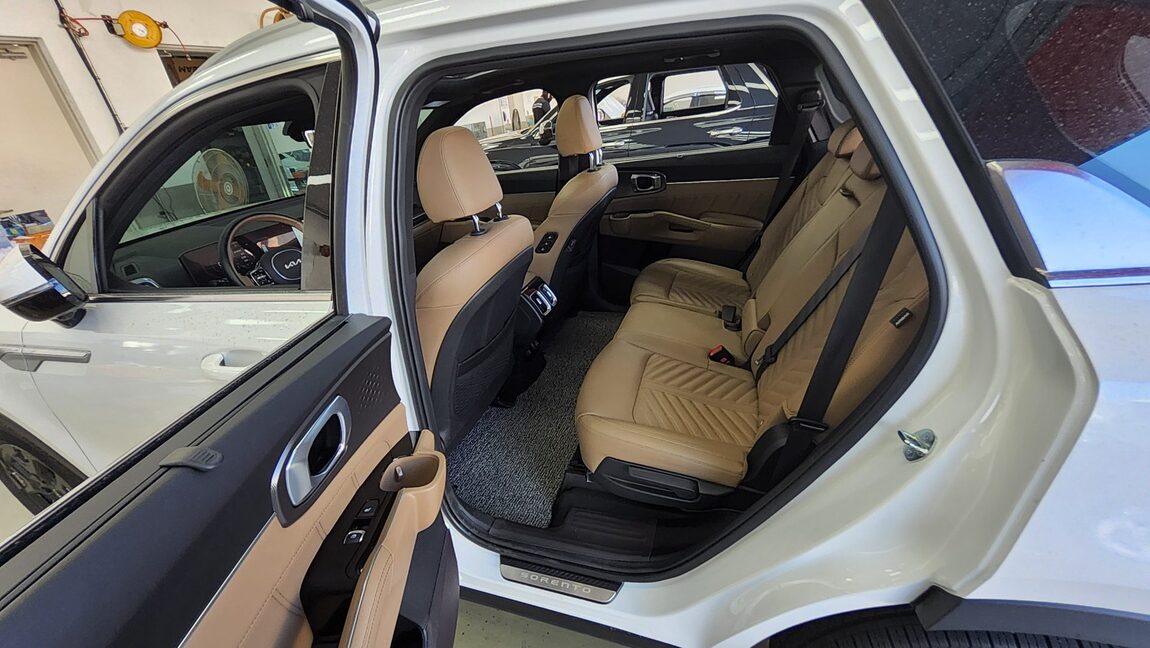 KIA THE NEW SORENTO HYBRID (MQ4) 1.6 HEV 2WD SIGNATURE 2024 - zdjęcie 12