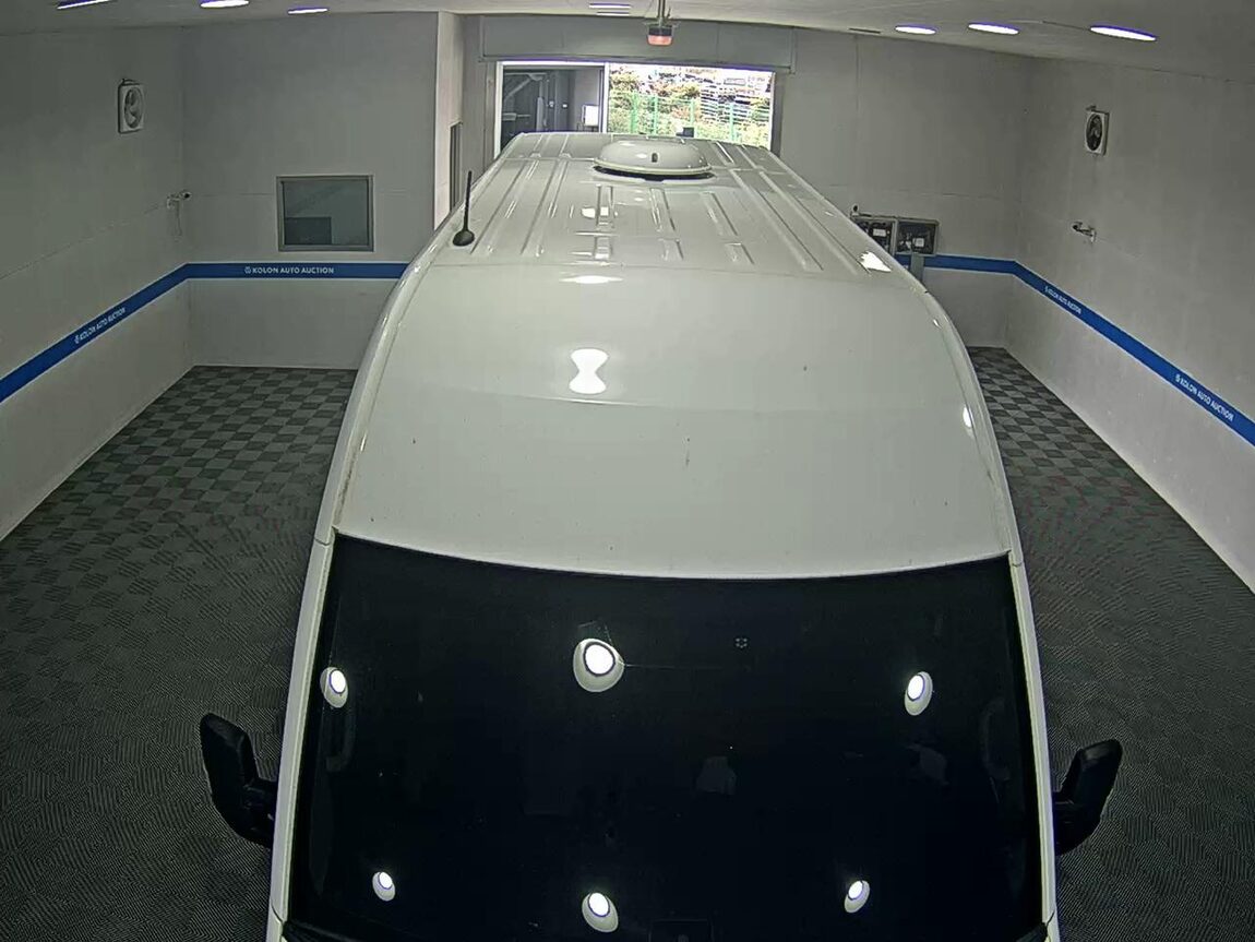 HYUNDAI SOLATI 16-SEATER DELUXE 2024 - zdjęcie 7