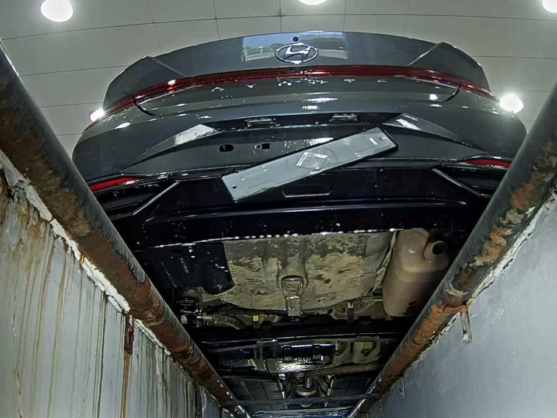 HYUNDAI AVANTE (CN7) 1.6 GASOLINE MODERN 2023 - zdjęcie 8