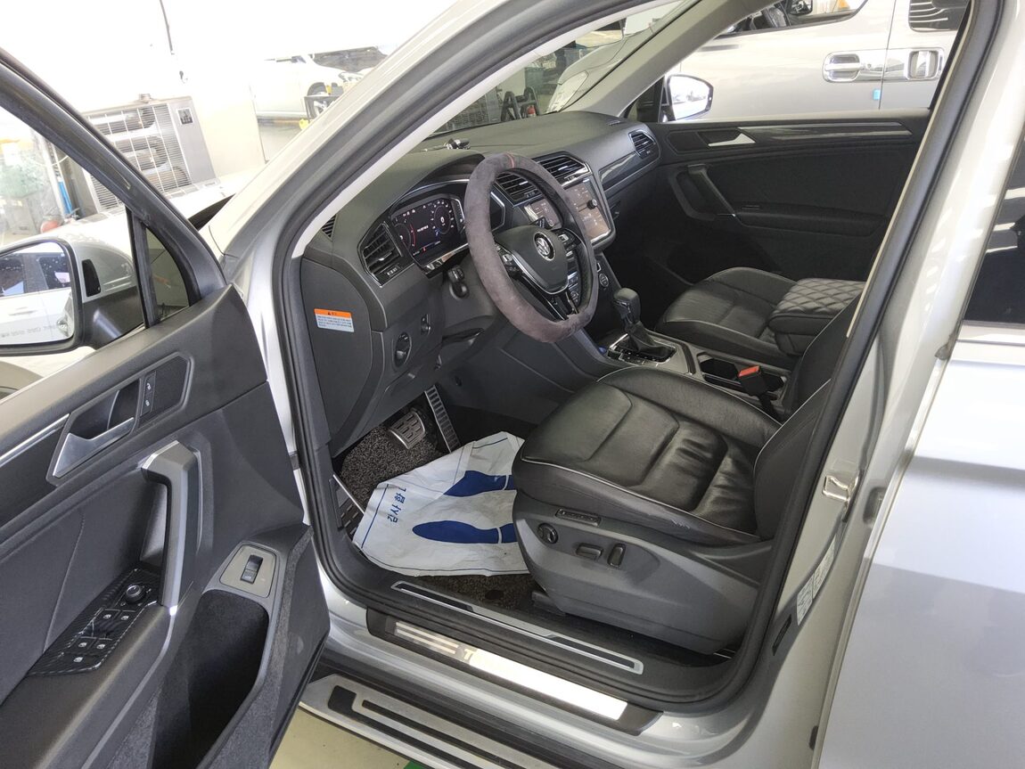 VOLKSWAGEN TIGUAN (2ND GEN) ALLSPACE 2.0 TDI PRESTIGE 2020 - zdjęcie 10