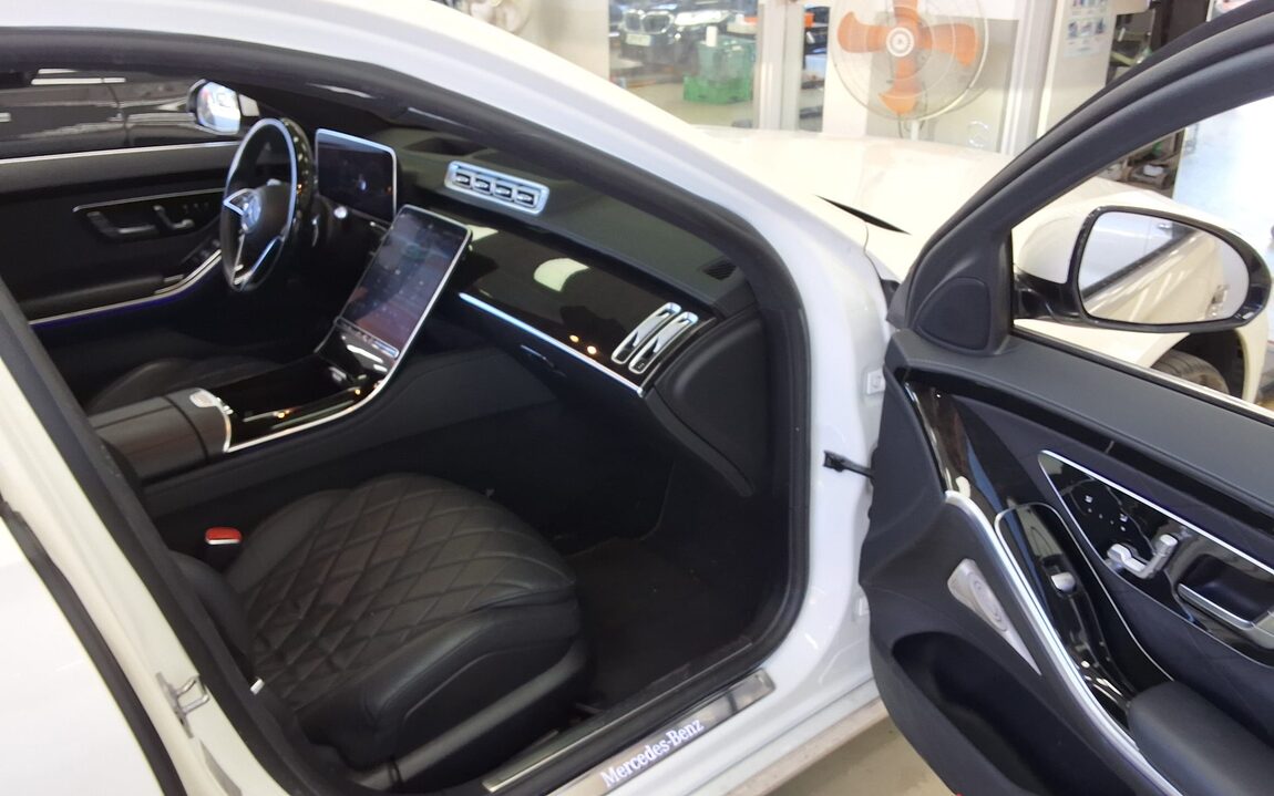 MERCEDES-BENZ S-CLASS (7TH GEN) S580L 4MATIC 2021 - zdjęcie 14
