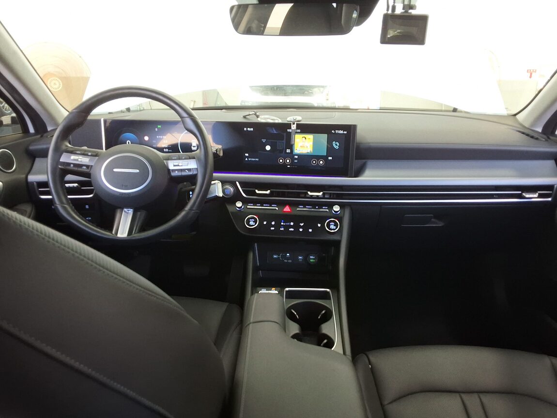 HYUNDAI SONATA THE EDGE GASOLINE 2.0 PREMIUM 2025 - zdjęcie 11