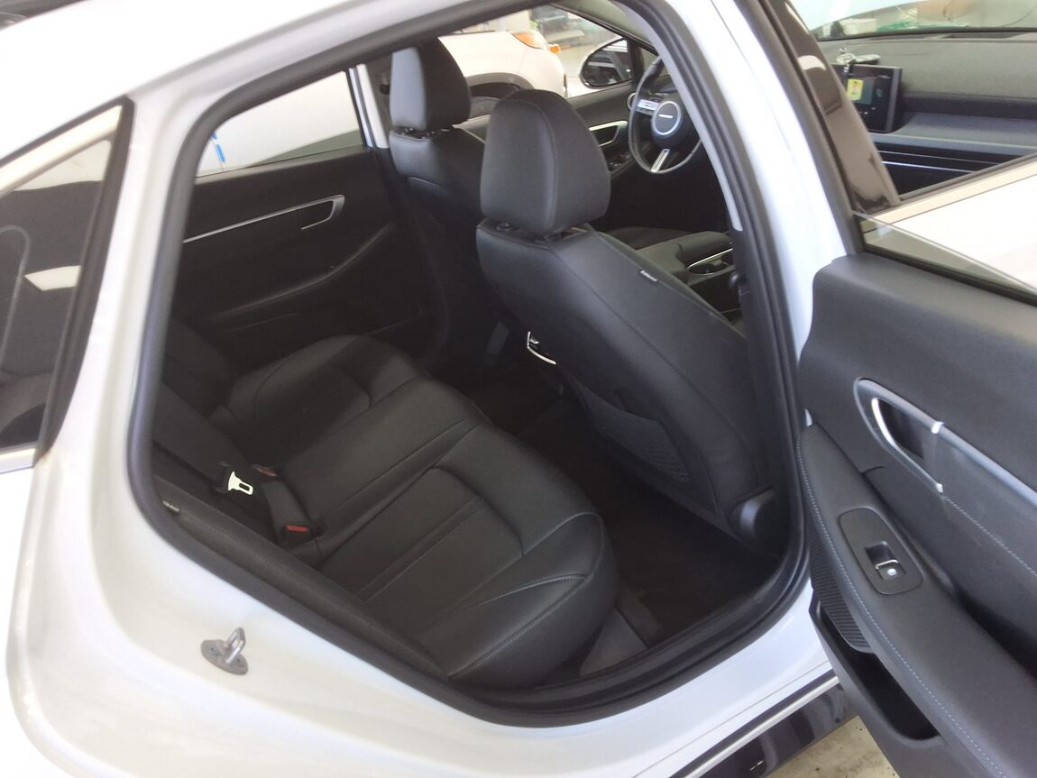 HYUNDAI SONATA THE EDGE GASOLINE 2.0 PREMIUM 2025 - zdjęcie 13