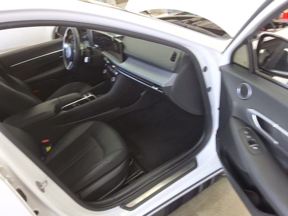 HYUNDAI SONATA THE EDGE GASOLINE 2.0 PREMIUM 2025 - zdjęcie 14