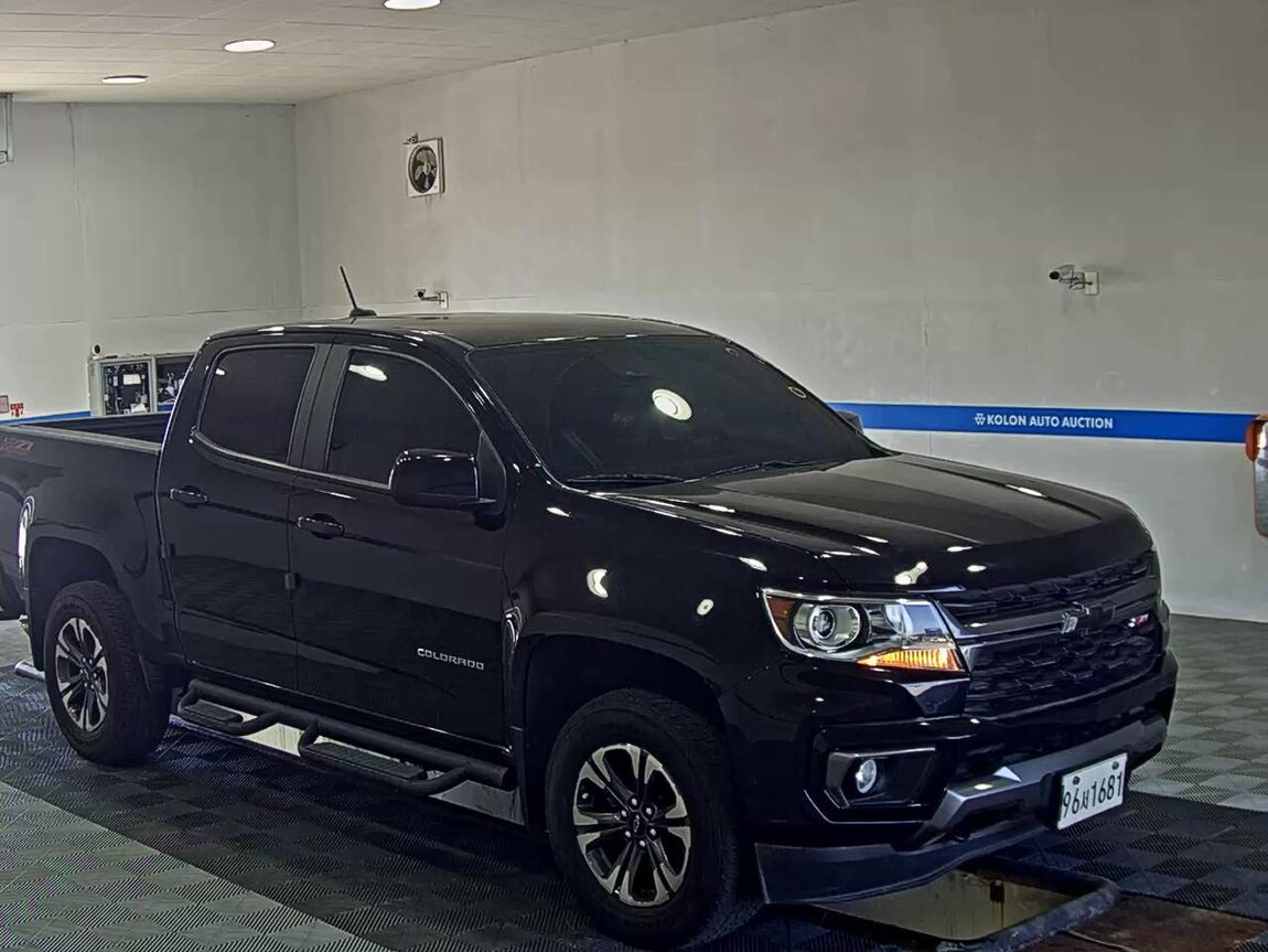 CHEVROLET (DAEWOO) REAL NEW COLORADO 3.6L 4WD Z71-X 2022 - zdjęcie 3