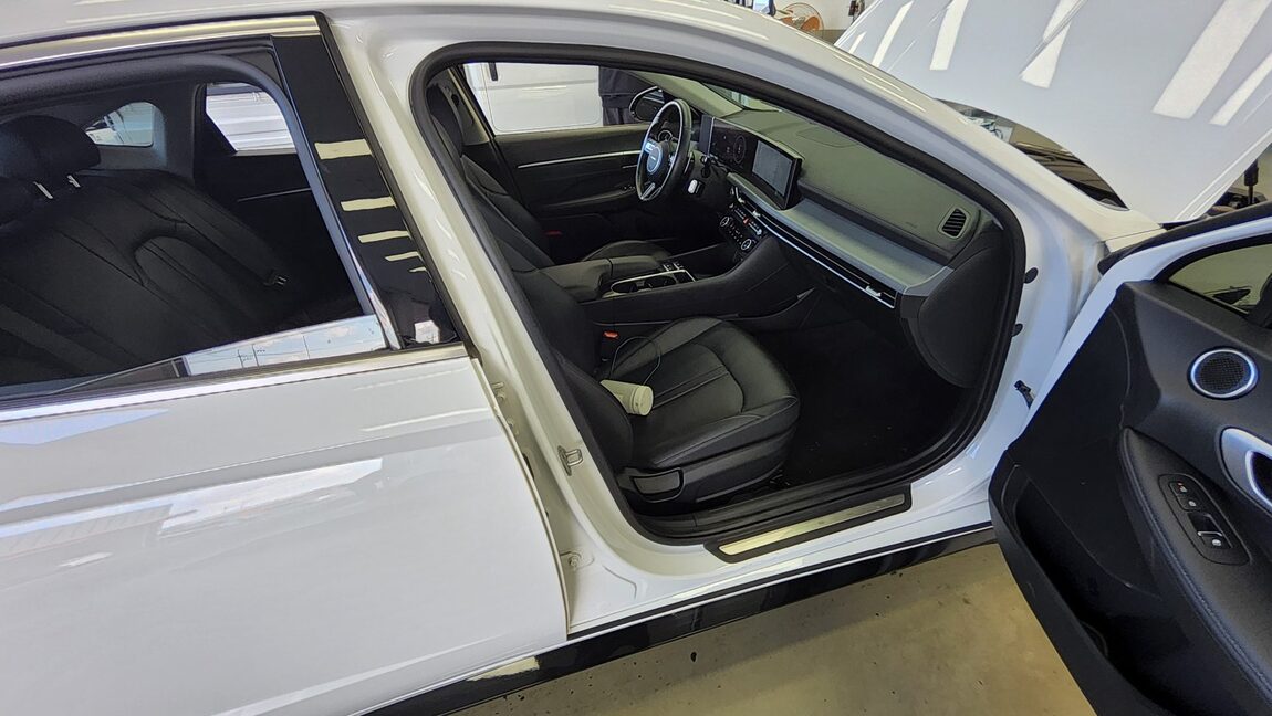 HYUNDAI SONATA THE EDGE GASOLINE 2.0 PREMIUM 2025 - zdjęcie 14