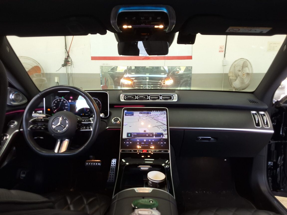 MERCEDES-BENZ S-CLASS (7TH GEN) S400d 4MATIC 2023 - zdjęcie 11
