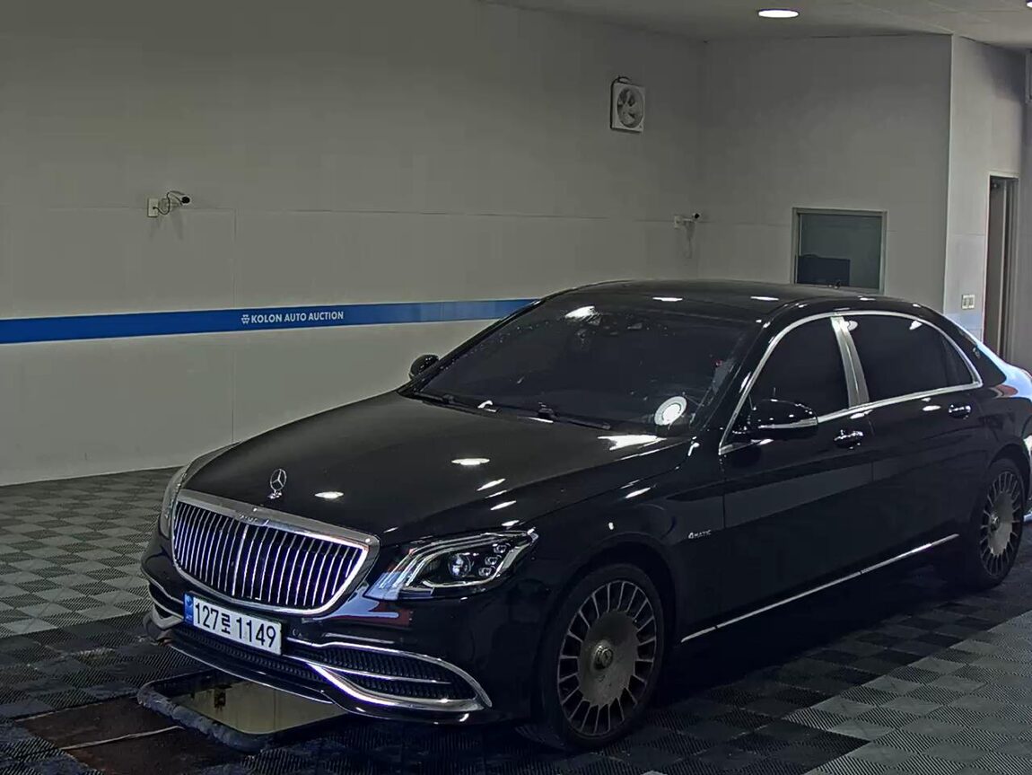 MERCEDES-BENZ S-CLASS (6TH GEN) MAYBACH S560 2020 - zdjęcie 2