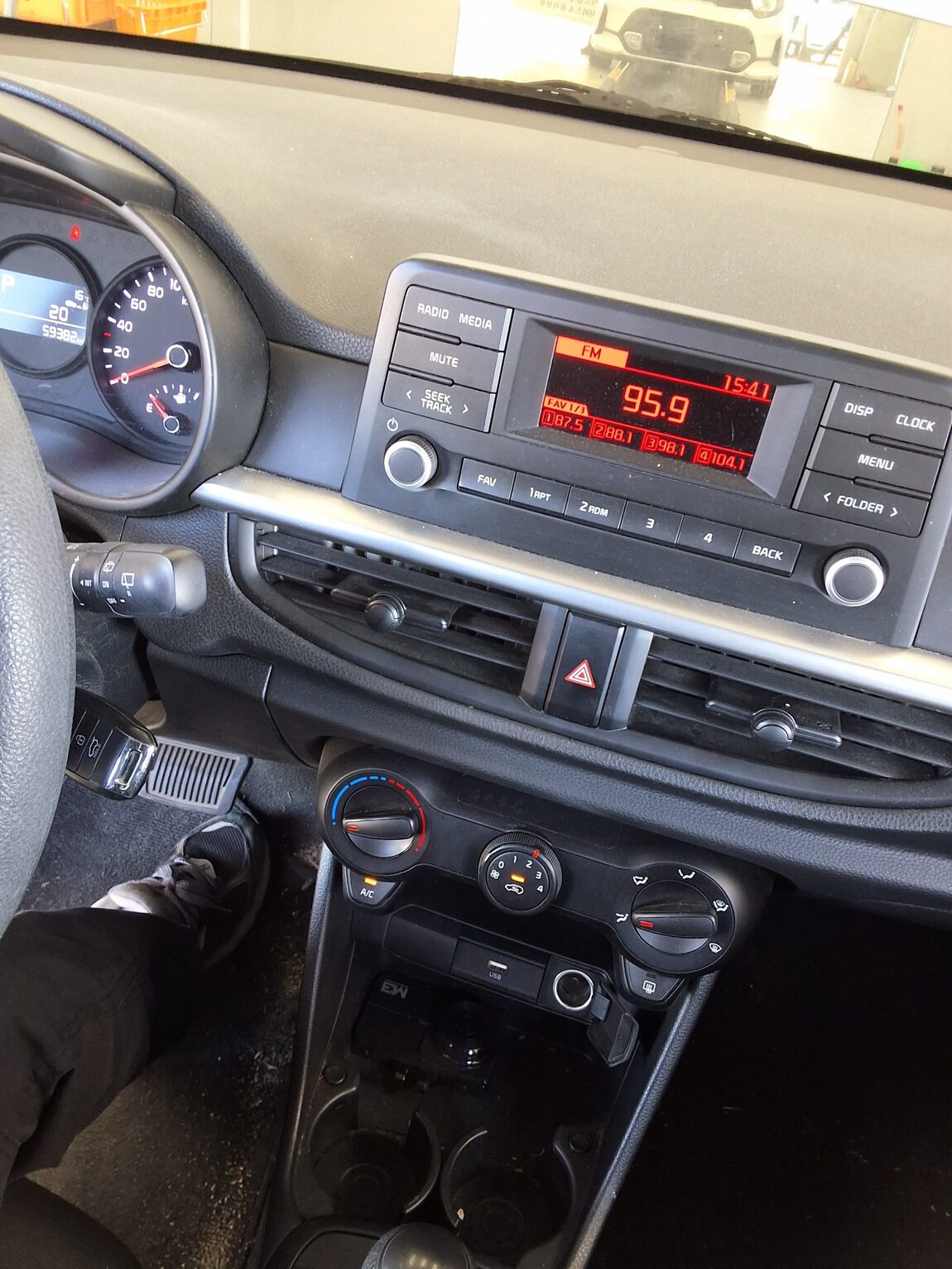 KIA MORNING URBAN 1.0 GASOLINE STANDARD 2022 - zdjęcie 17
