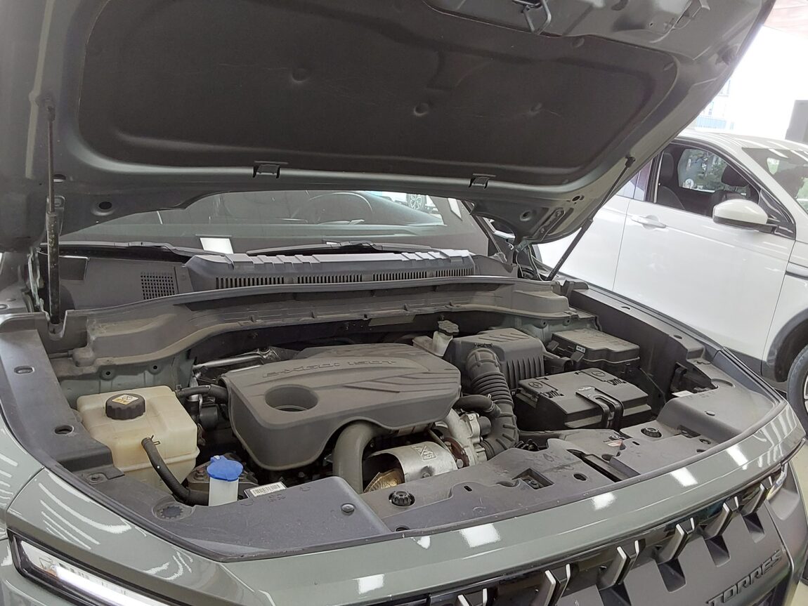 KG MOBILITY (SSANGYONG) TORRES 1.5 GDI-T 2WD T7 2023 - zdjęcie 19