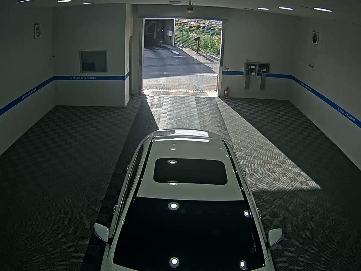 MERCEDES-BENZ E-CLASS (5TH GEN) E220d 4MATIC EXCLUSIVE 2021 - zdjęcie 7
