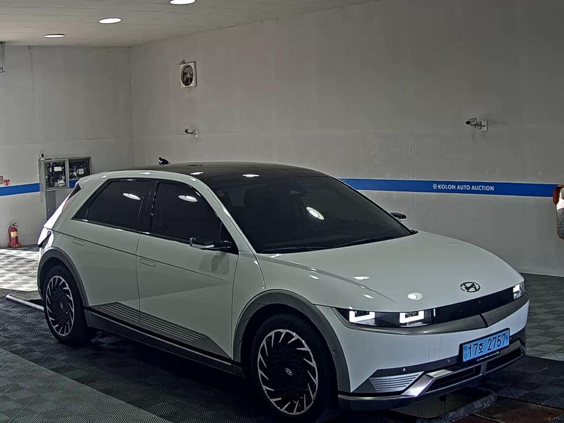 HYUNDAI IONIQ 5 EV 2WD LONG RANGE PRESTIGE 2024 - zdjęcie 3
