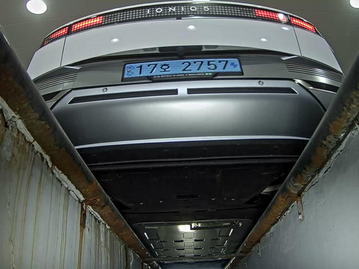 HYUNDAI IONIQ 5 EV 2WD LONG RANGE PRESTIGE 2024 - zdjęcie 8