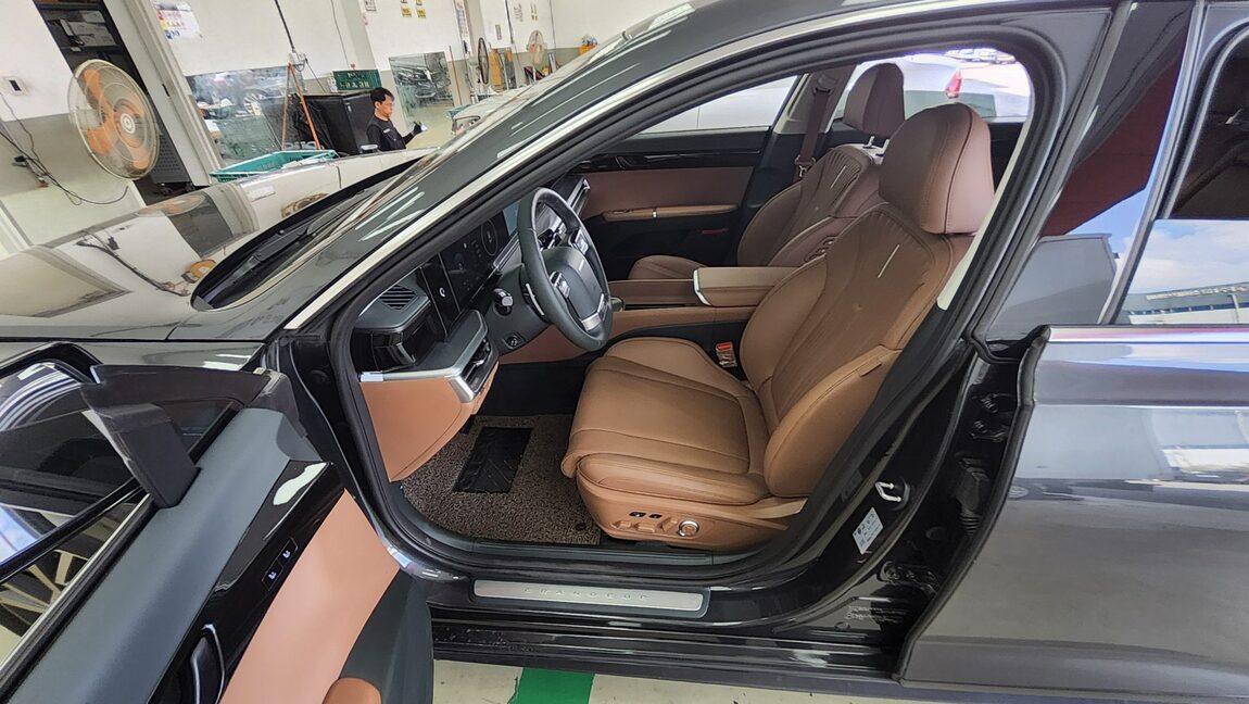 HYUNDAI THE ALL NEW GRANDEUR GASOLINE 2.5 EXCLUSIVE 2025 - zdjęcie 10