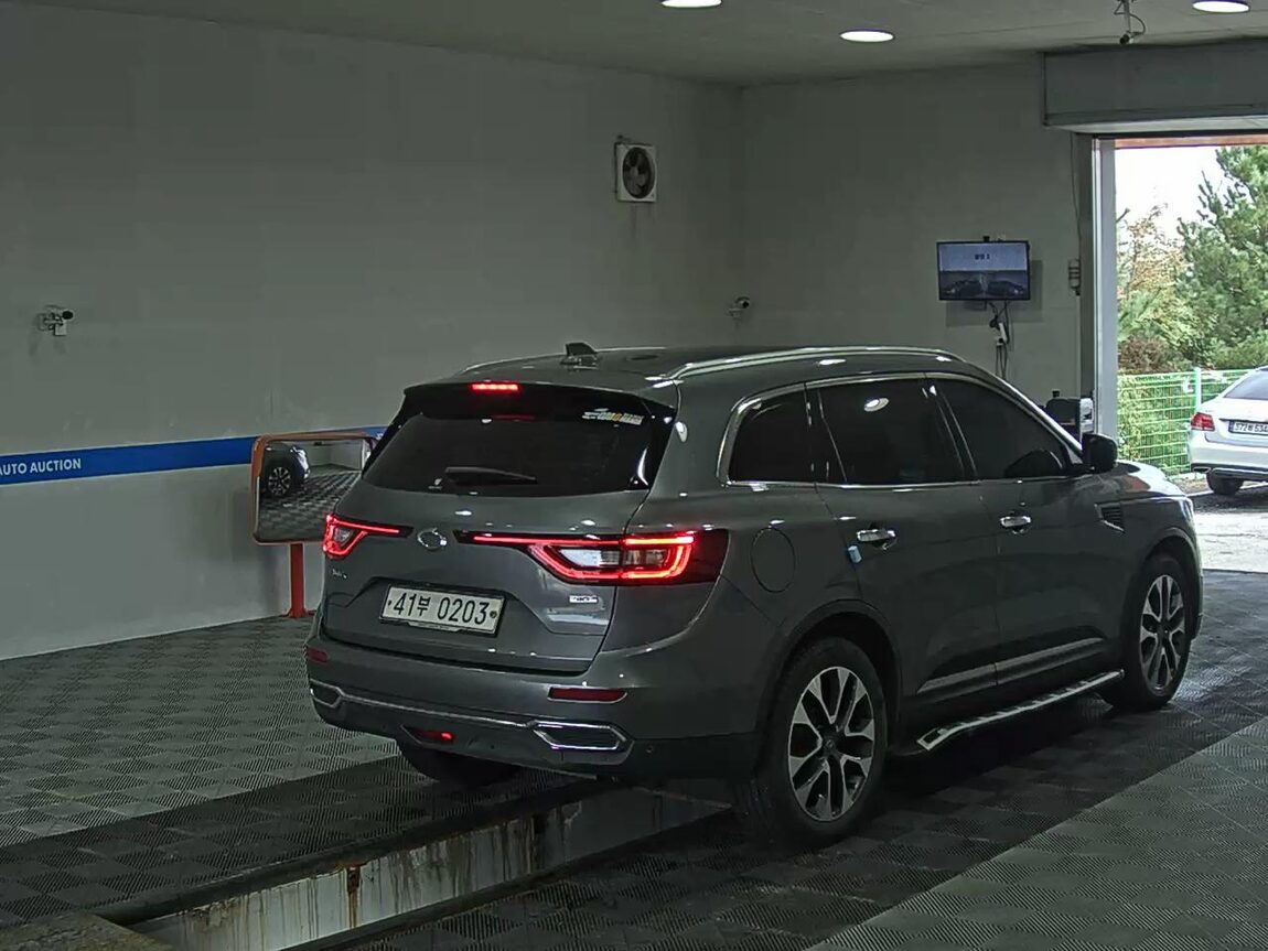 RENAULT (SAMSUNG) QM6 2.0 dCi 2WD RE SIGNATURE 2017 - zdjęcie 5